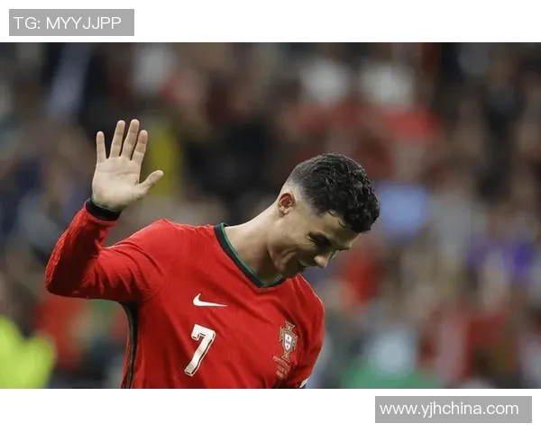 足球场上独一无二的球星：他如何成为时代的象征与传奇人物