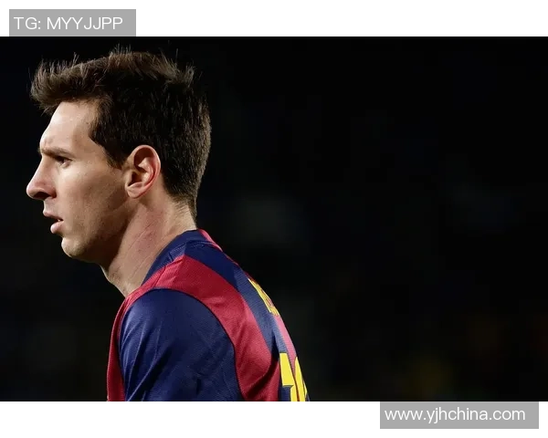 足球球星踏上新征程 亮相机场瞬间引发球迷热烈追捧