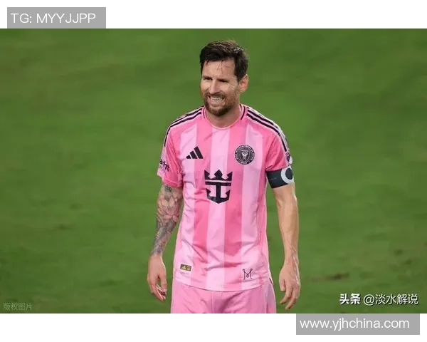 近期足球球星状态大起大落 曼联C罗梅西表现引发热议